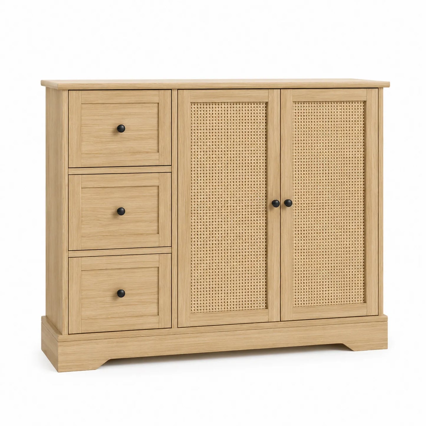 Buffet en bois de chêne clair avec portes en rotin et trois tiroirs